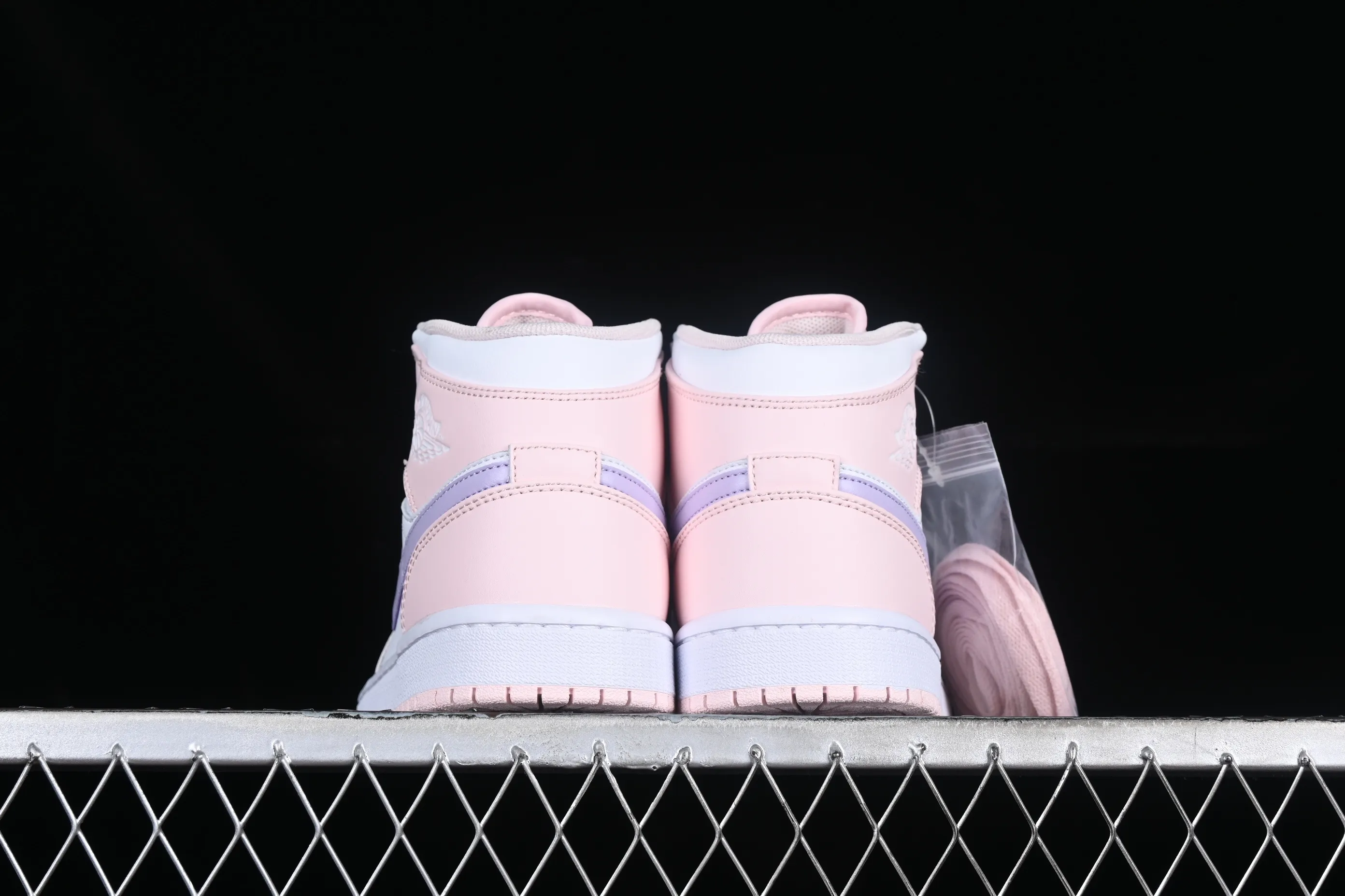 All categories Air Jordan Jordan series basketball shoes Air Jordan 1 Mid Air Jordan 1 Mid AJ1 Joe 1 cherry blossom pink and purple Chinese cultural casual sneakers FD8780-601